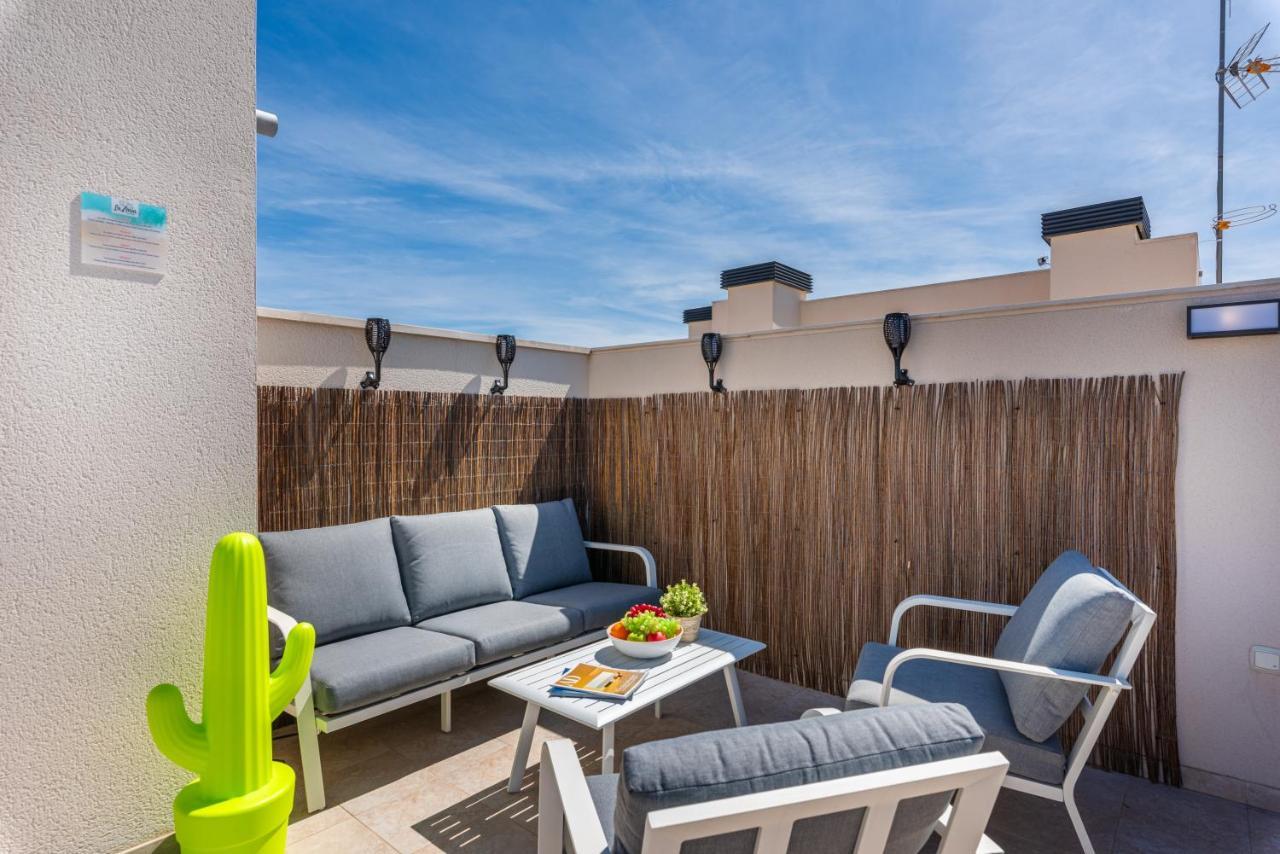 La Zenia Cocoon: Luxury Penthouse with Jacuzzi & Wellness Amenities Apartment Dehesa de Campoamor  Exterior photo